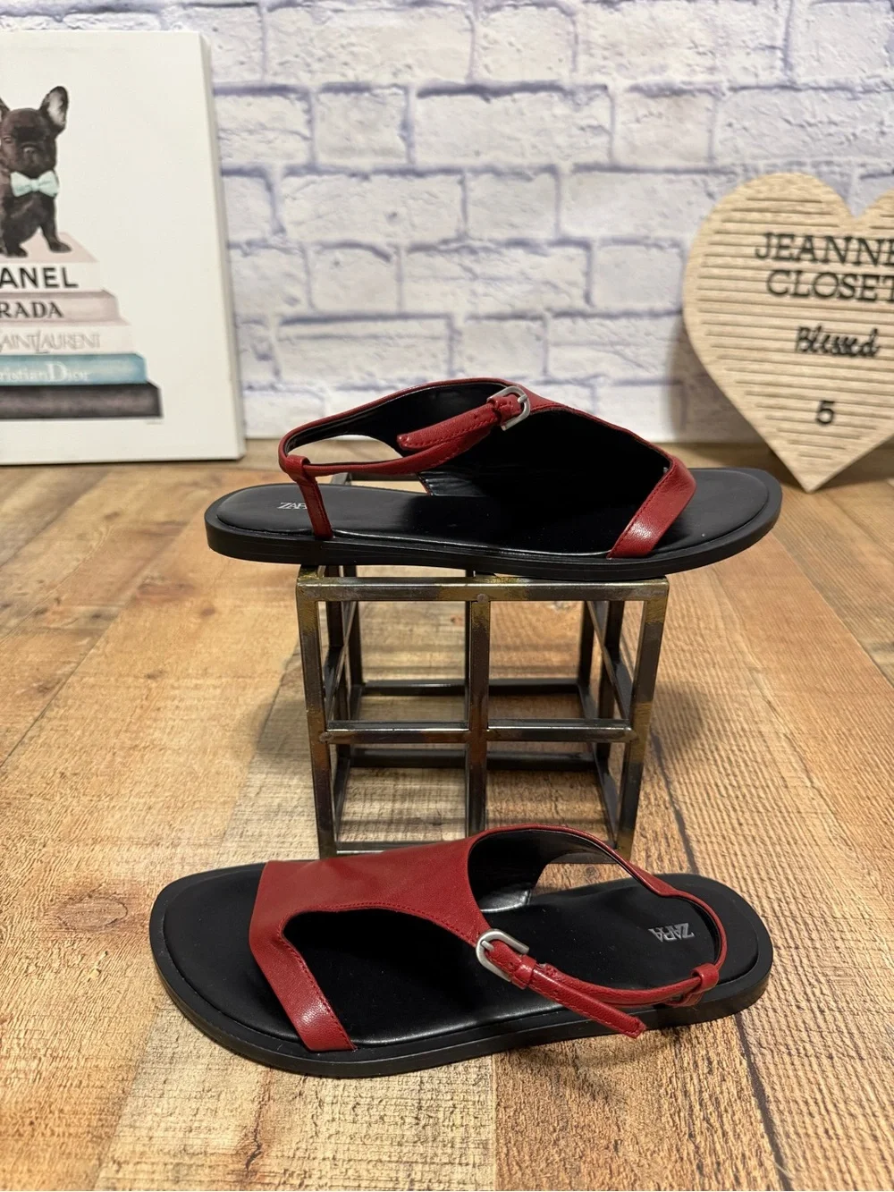 Zara Leather Asymmetric Flat
Sandals - Picture 4 of 10
